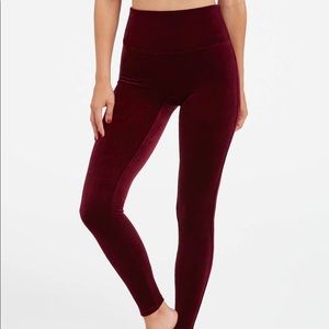 NWT Spanx Velvet Stretch Full Length Leggings XS